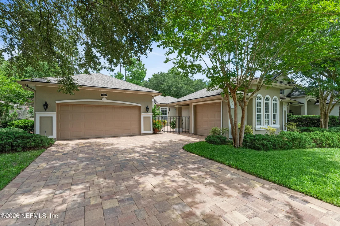 Photo of 1015 GREEN PINE Circle