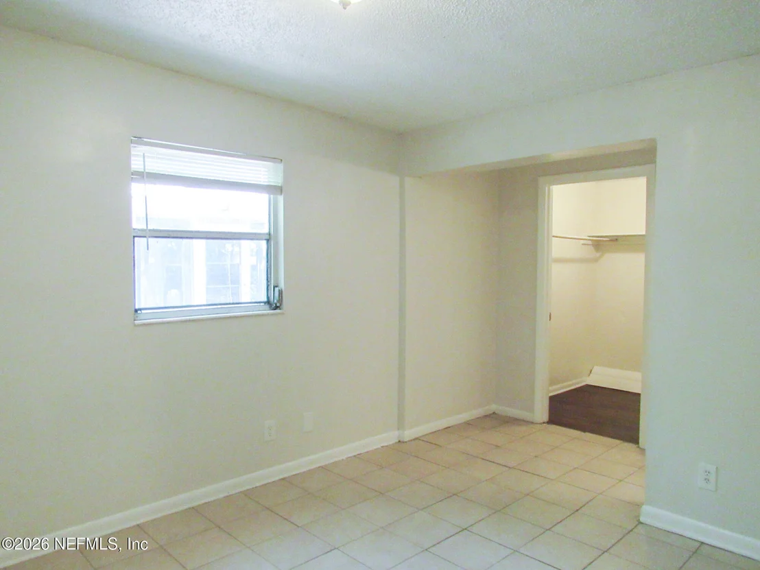 Photo of 3327 DIGNAN Street