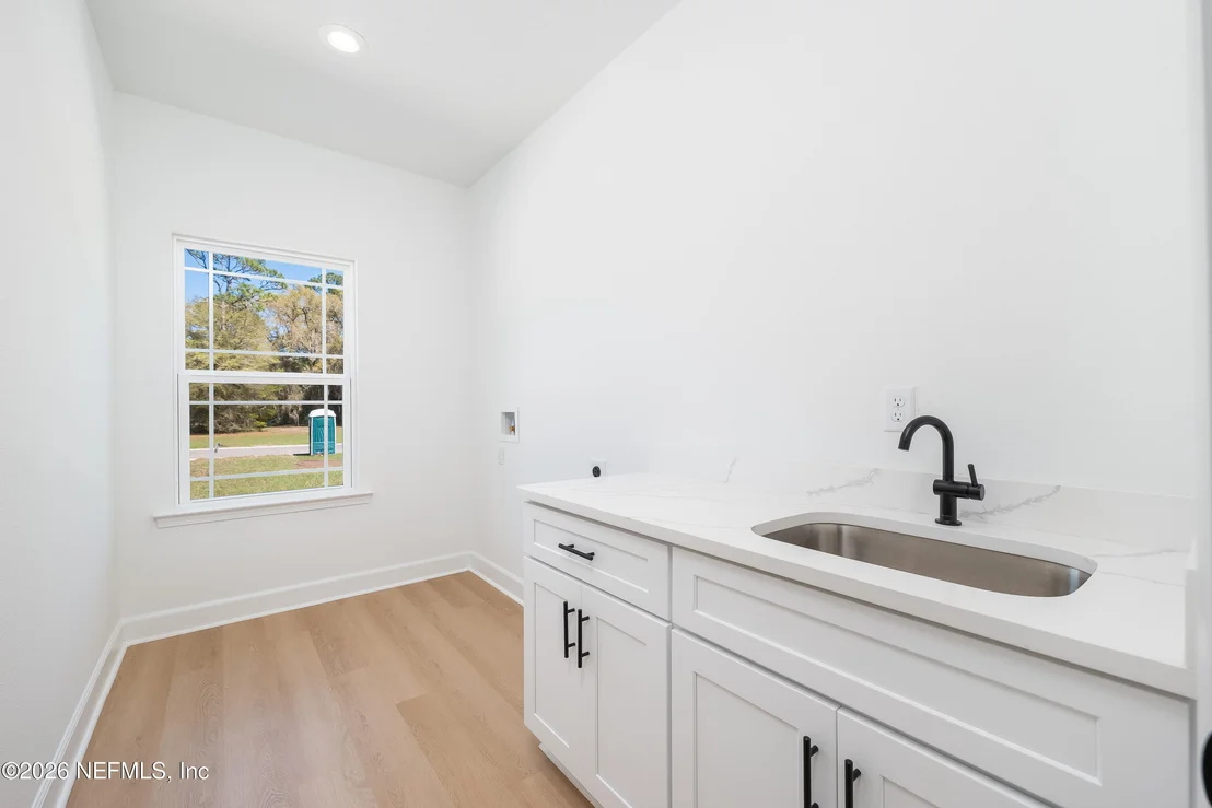 Photo of 247 ESTATES Drive