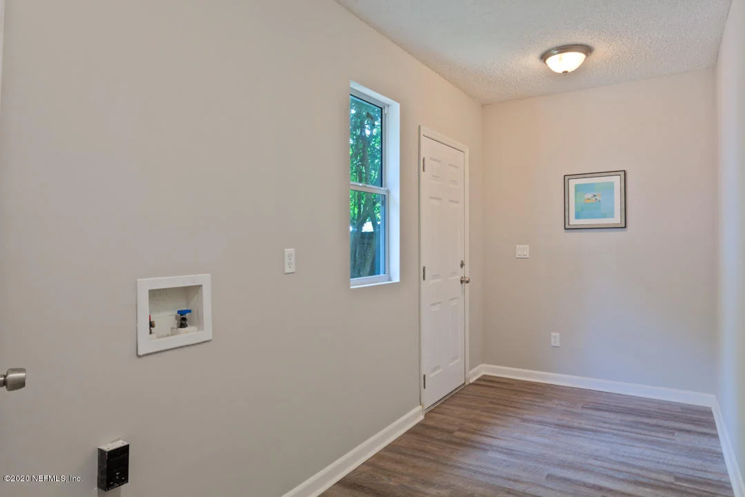 Photo of 3302 COUNTY ROAD 218
