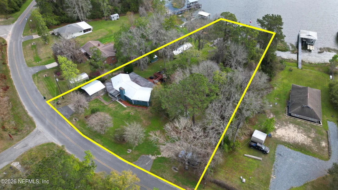 Photo of 176 LAKE Drive