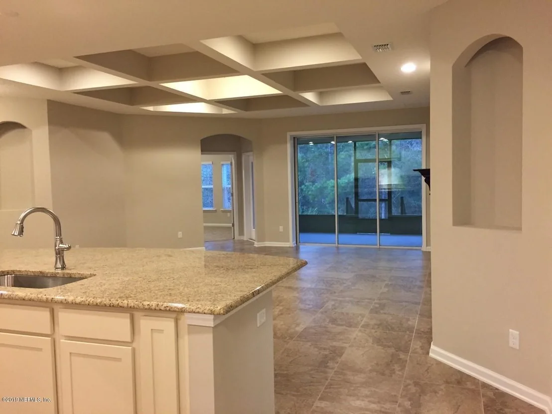 Photo of 131 HUTCHINSON Lane