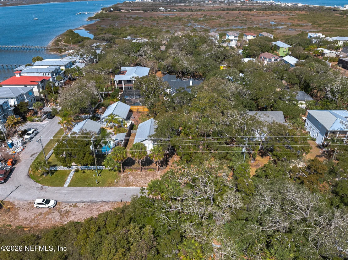 Photo of 184 SURFSIDE Avenue