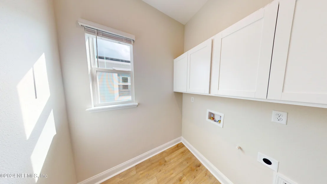 Photo of 112 HEDGEROW Street