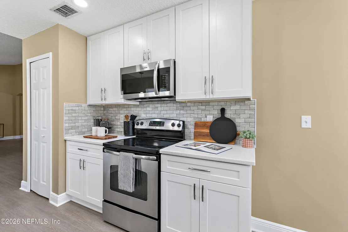 Photo of 3122 WAVERING Lane