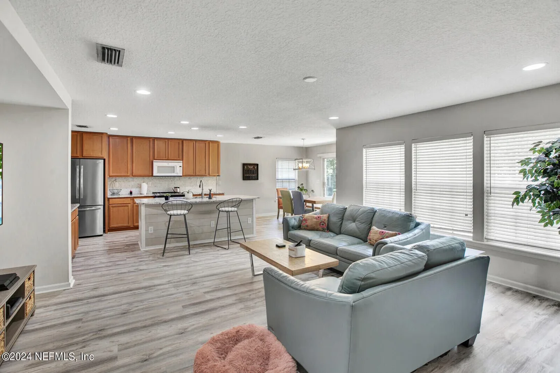 Photo of 120 BEDSTONE Drive