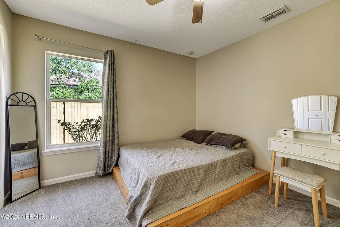 Photo of 9584 BEMBRIDGE MILL Drive