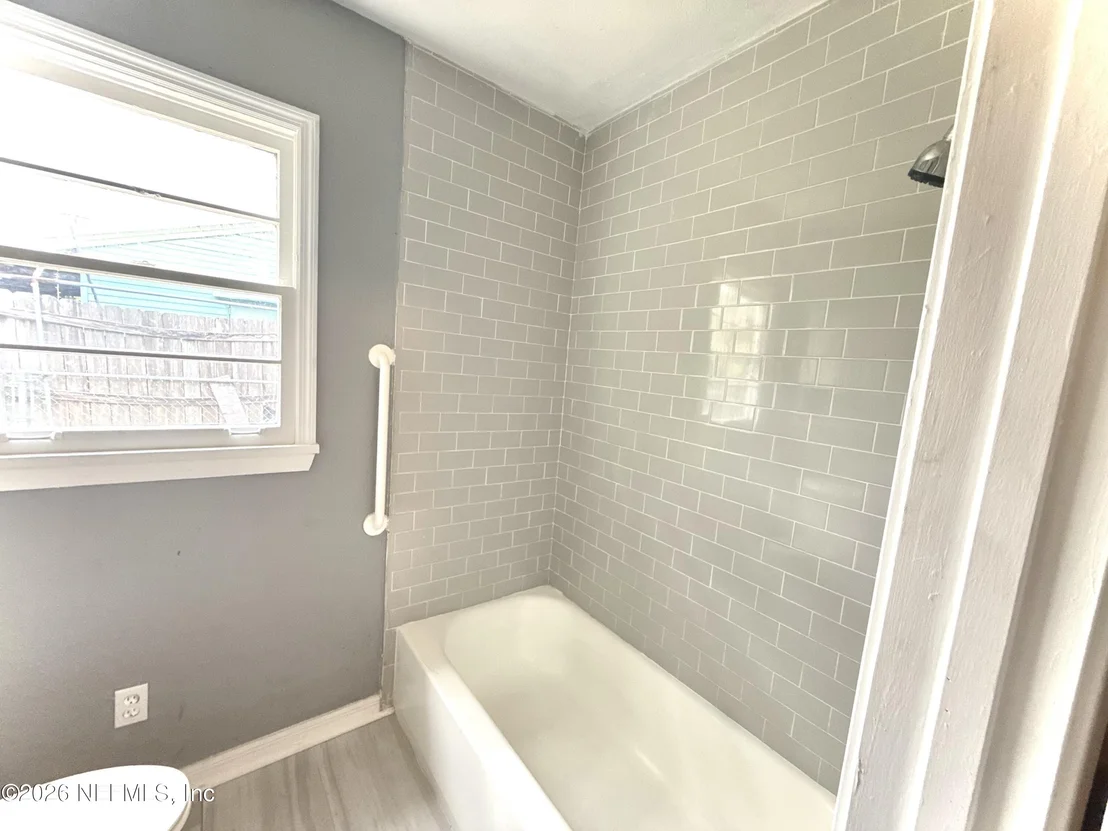 Photo of 5514 GREEN FOREST Drive