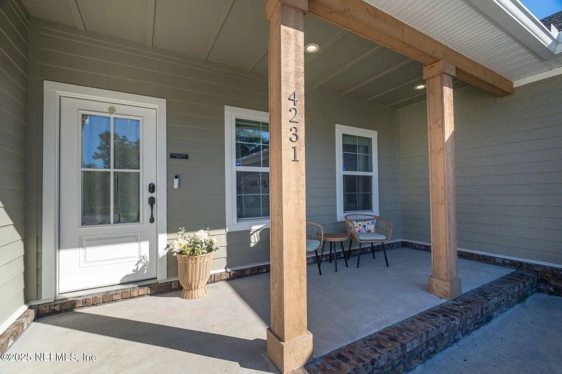 Photo of 4231 WOLFE Drive