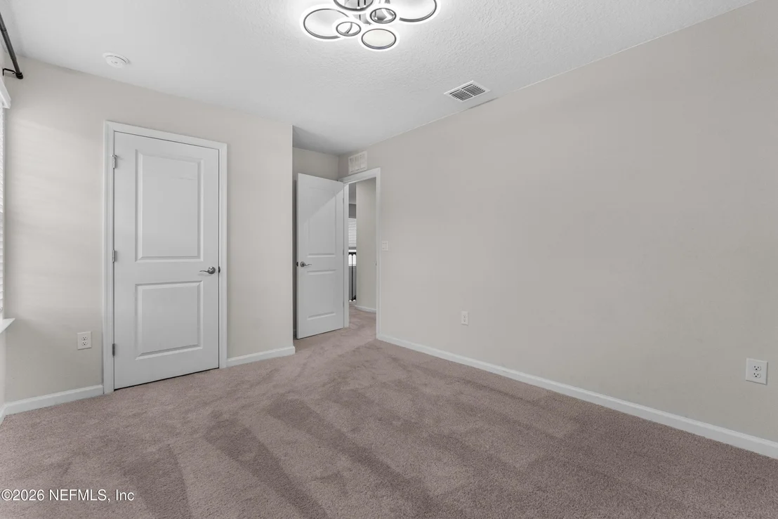 Photo of 226 TOWER Court
