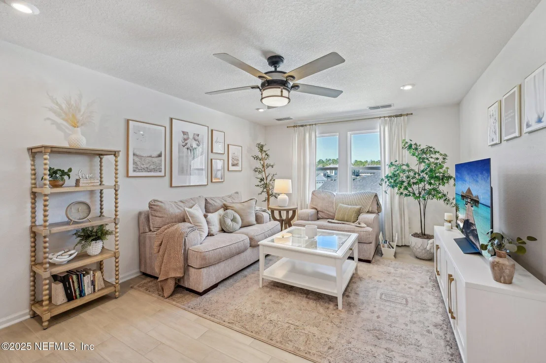 Photo of 24 OAKHURST Court