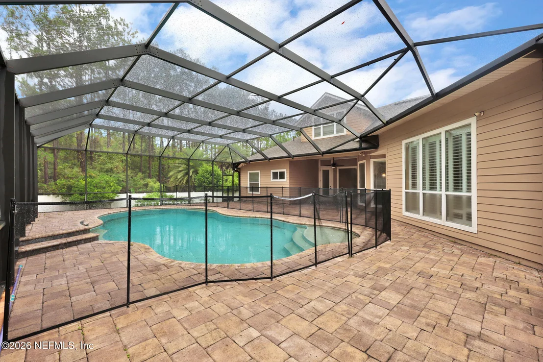 Photo of 879 SONGBIRD Drive