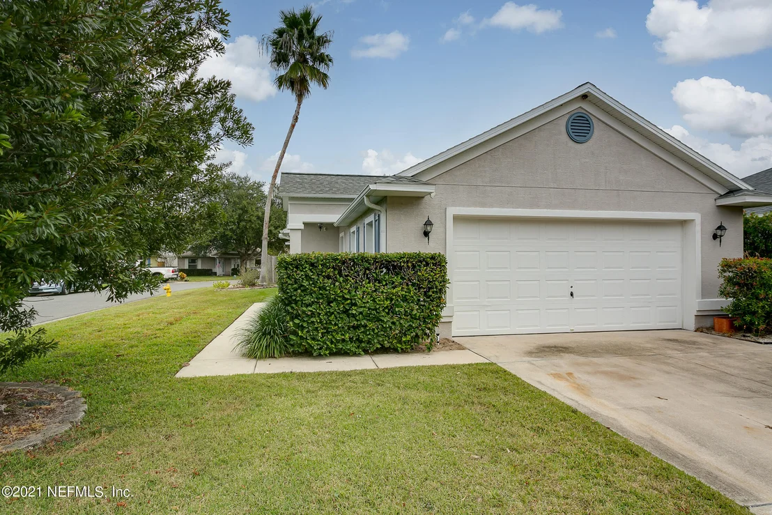Photo of 453 ISLAND VIEW Circle