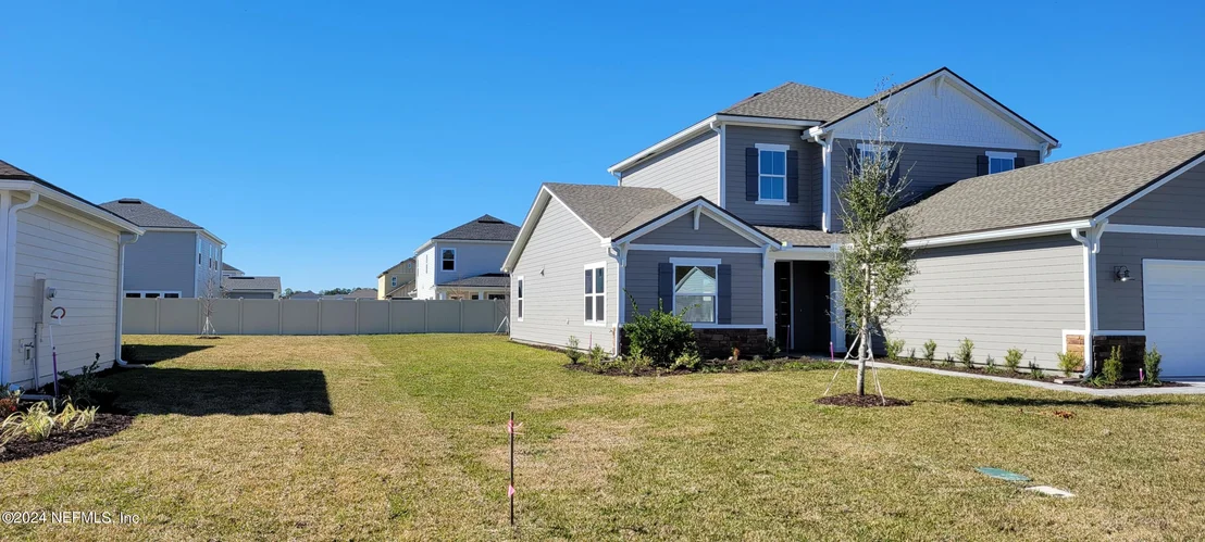 Photo of 451 HILLENDALE Circle