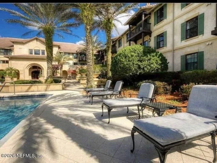 Photo of Unit 206 at 955 REGISTRY Boulevard