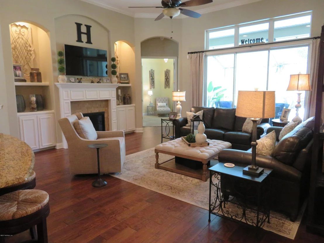 Photo of 106 AVERLEY Way