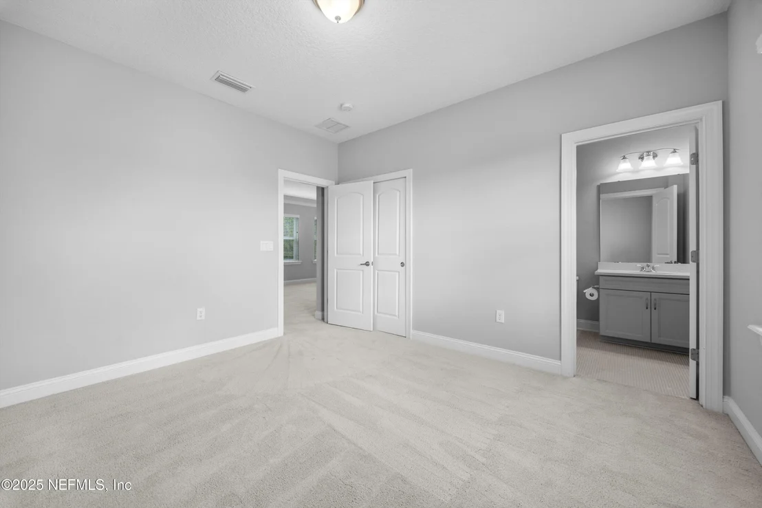 Photo of 10176 SILVERBROOK Trail