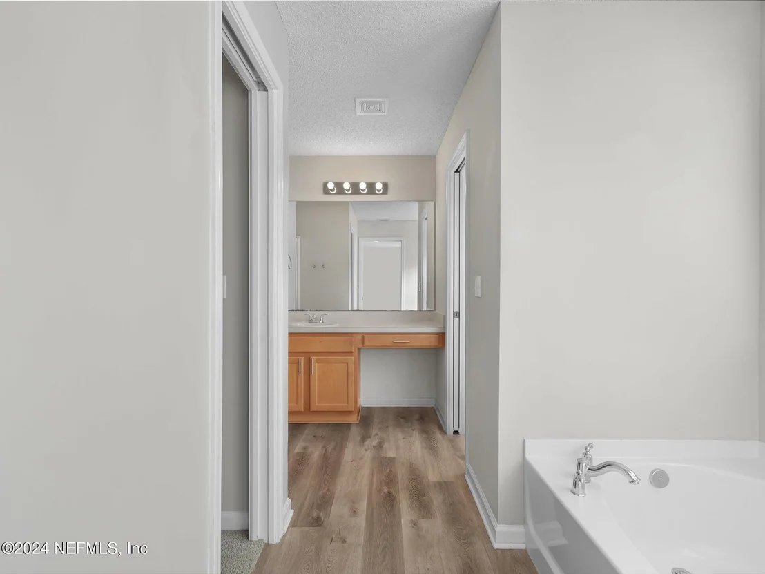 Photo of 6414 SILK LEAF Lane