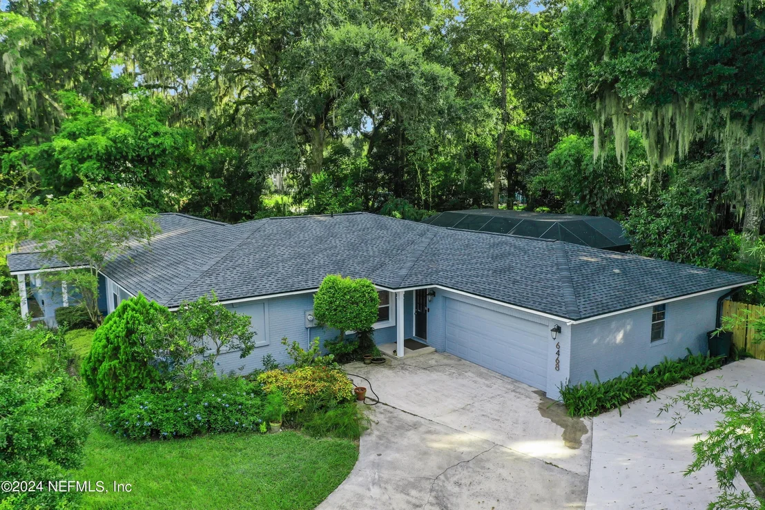 Photo of 6468 RIVER POINT Drive