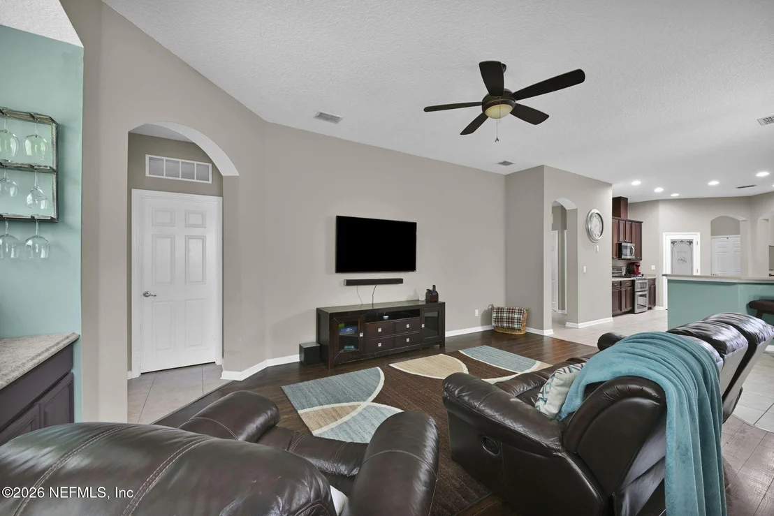 Photo of 6191 WHITE TIP Road