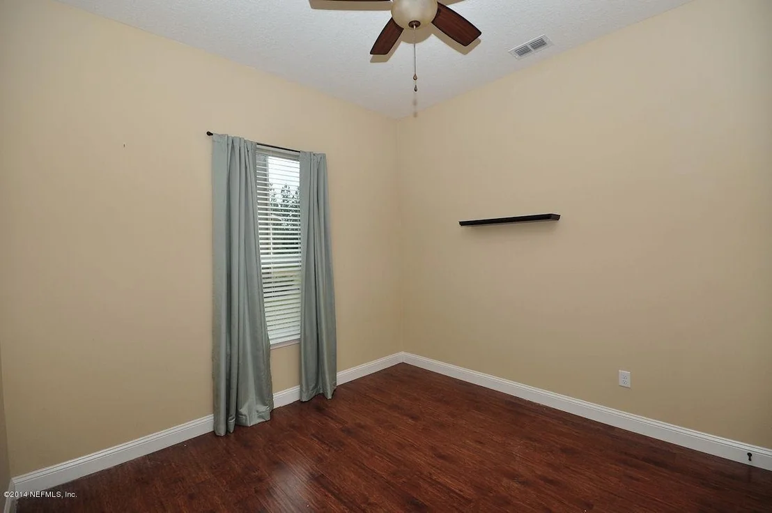 Photo of 112 STAPLEHURST Drive