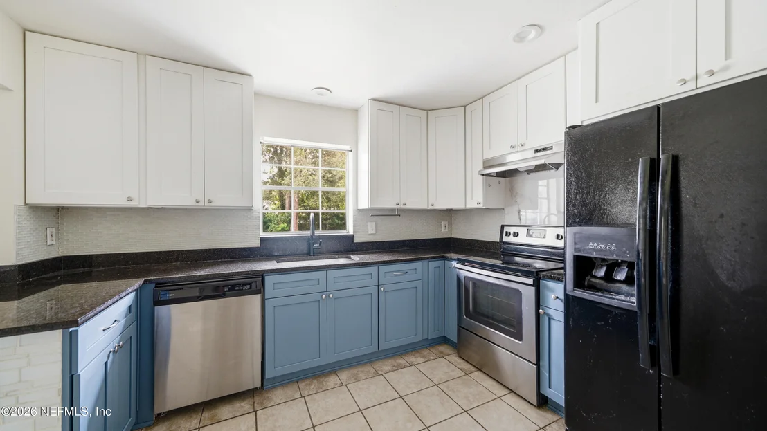 Photo of 329 PALOS Court