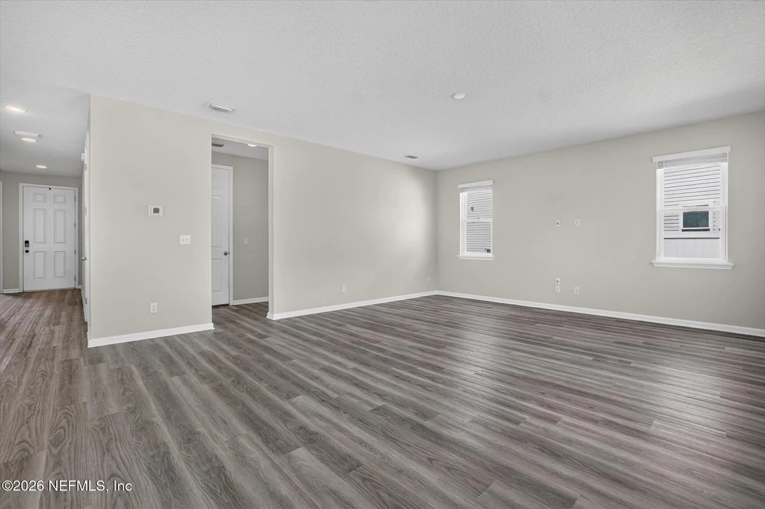 Photo of 4564 PINE RIDGE Parkway