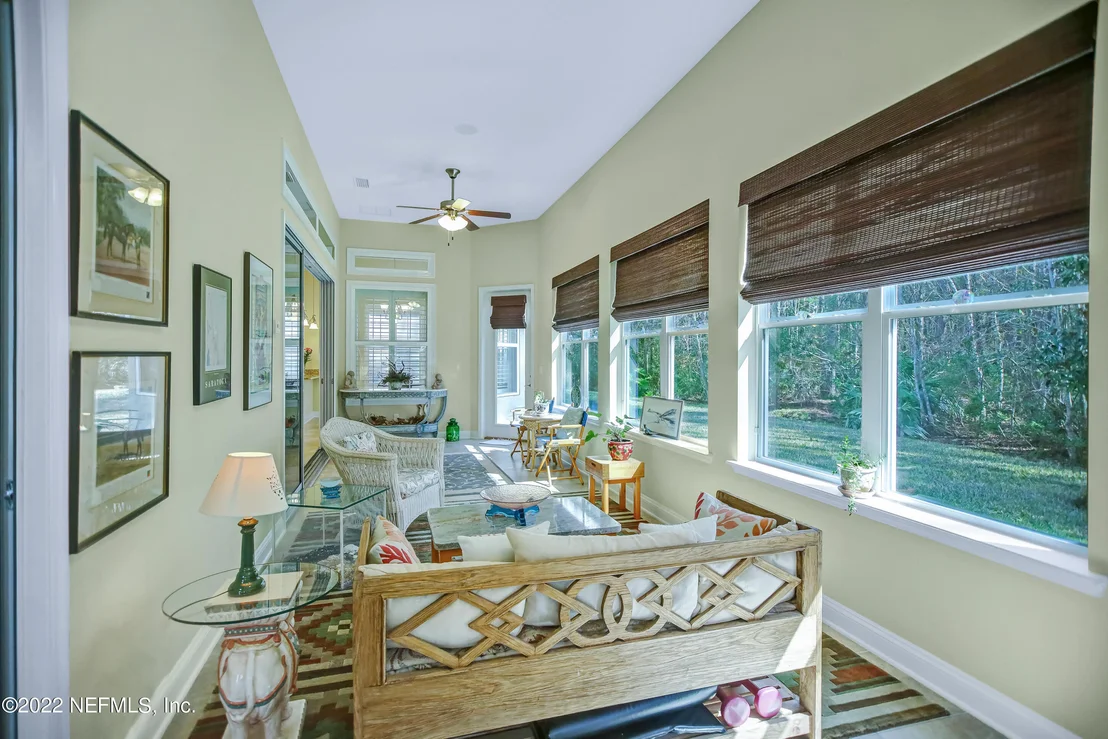Photo of 1616 SUGAR LOAF Lane