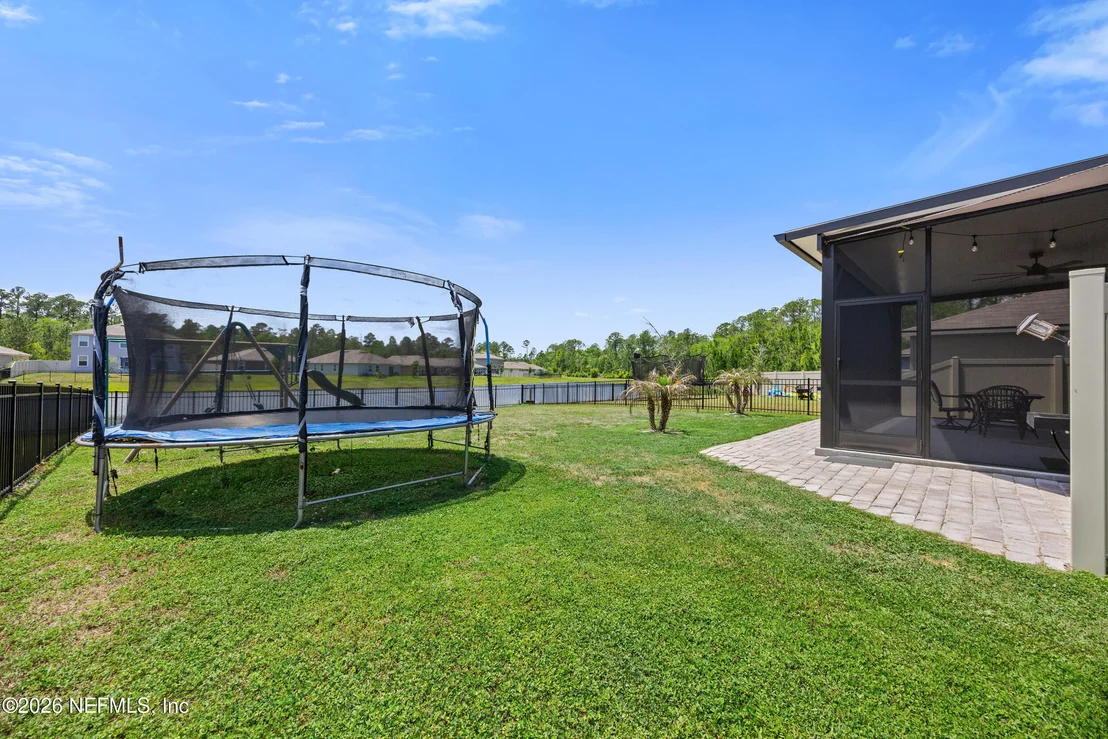 Photo of 70168 ROSEAPPLE Court