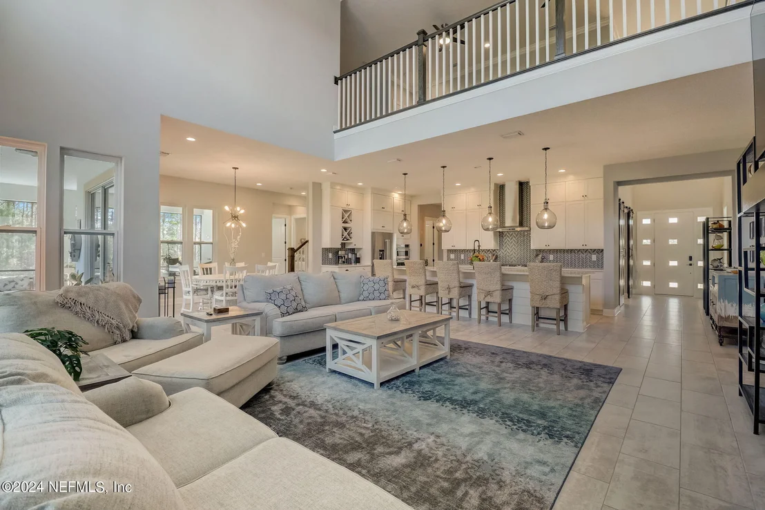 Photo of 10152 SILVERBROOK Trail