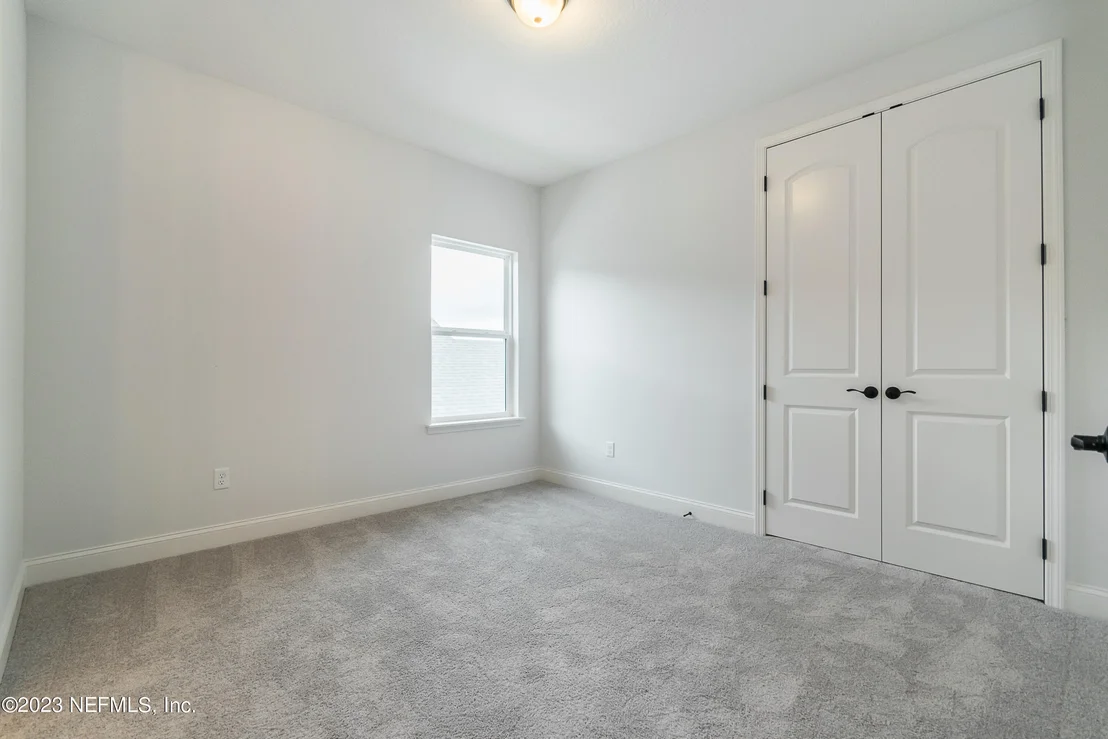 Photo of 261 YORKSHIRE Drive