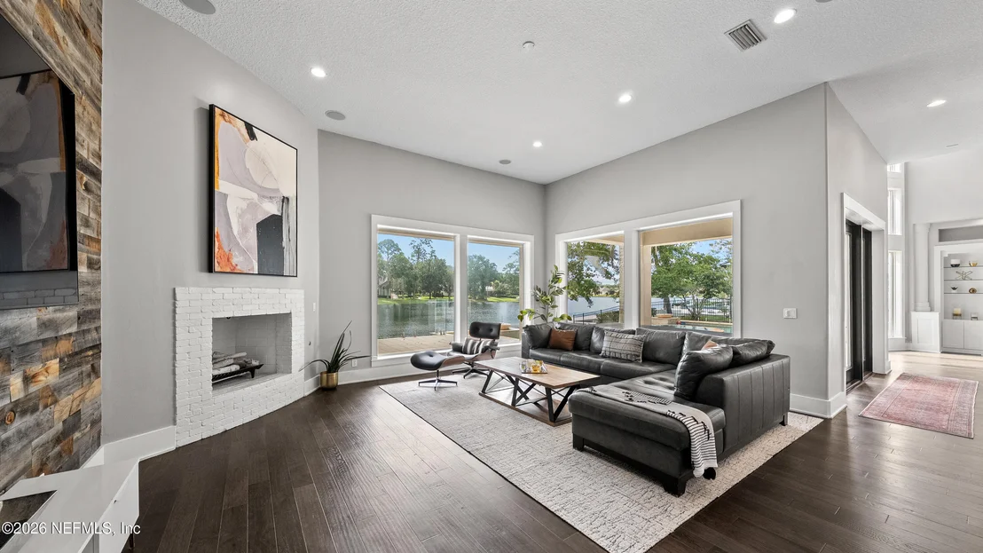 Photo of 781 QUEENS HARBOR Boulevard