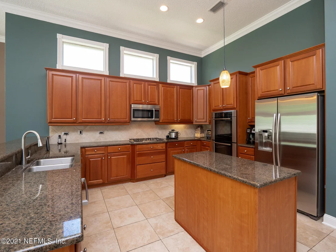 Photo of 349 SUMMERSET Drive