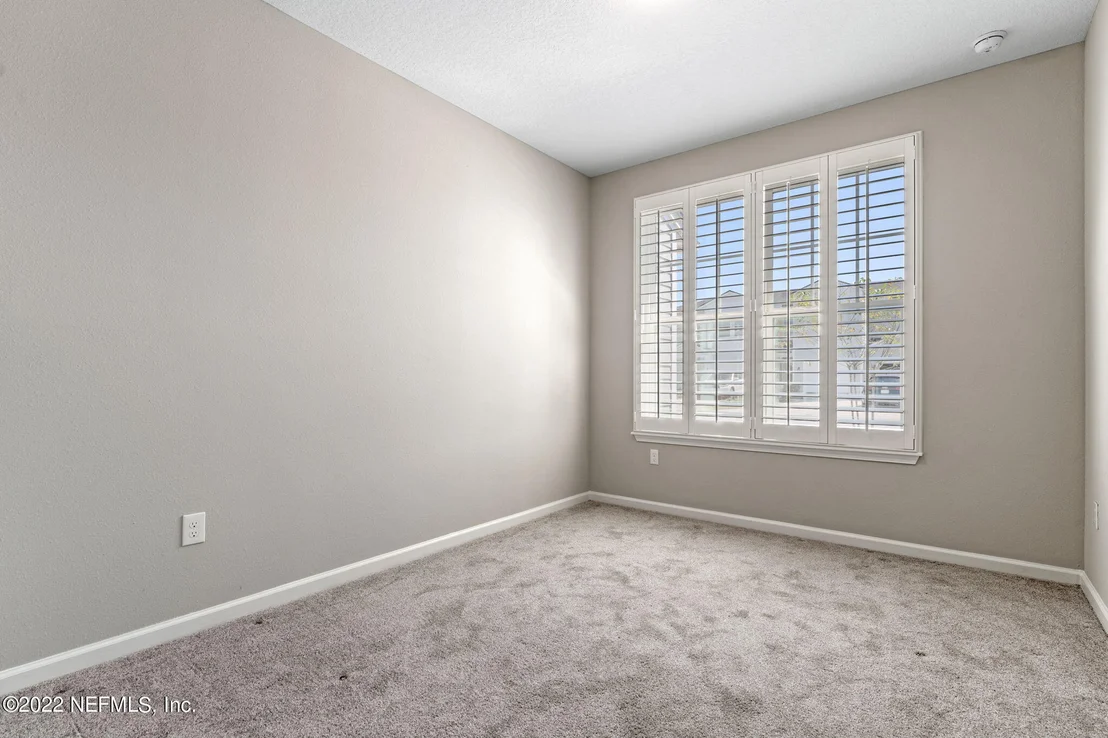 Photo of 564 PINE BLUFF Drive