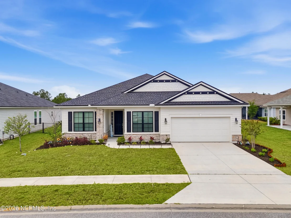 Photo of 49 DAWSON CREEK Way