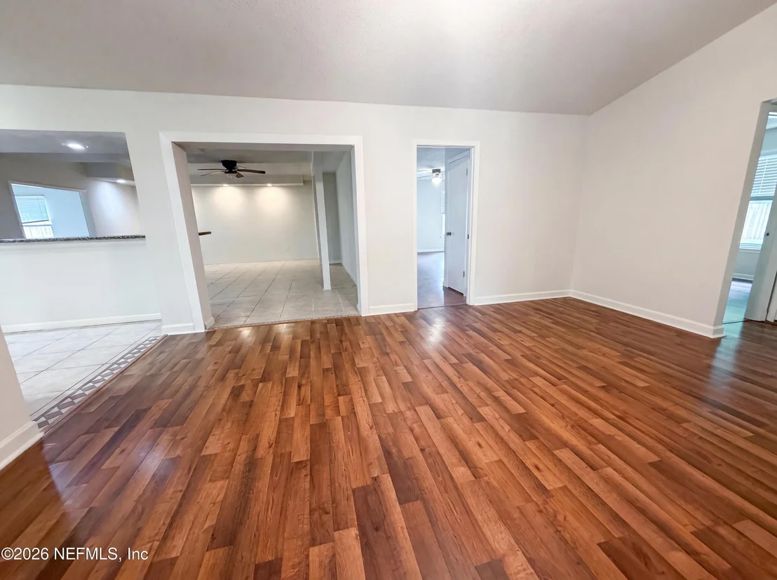 Photo of 841 CHALMET Lane