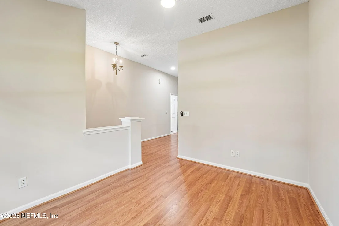 Photo of 1496 WINSTON Lane