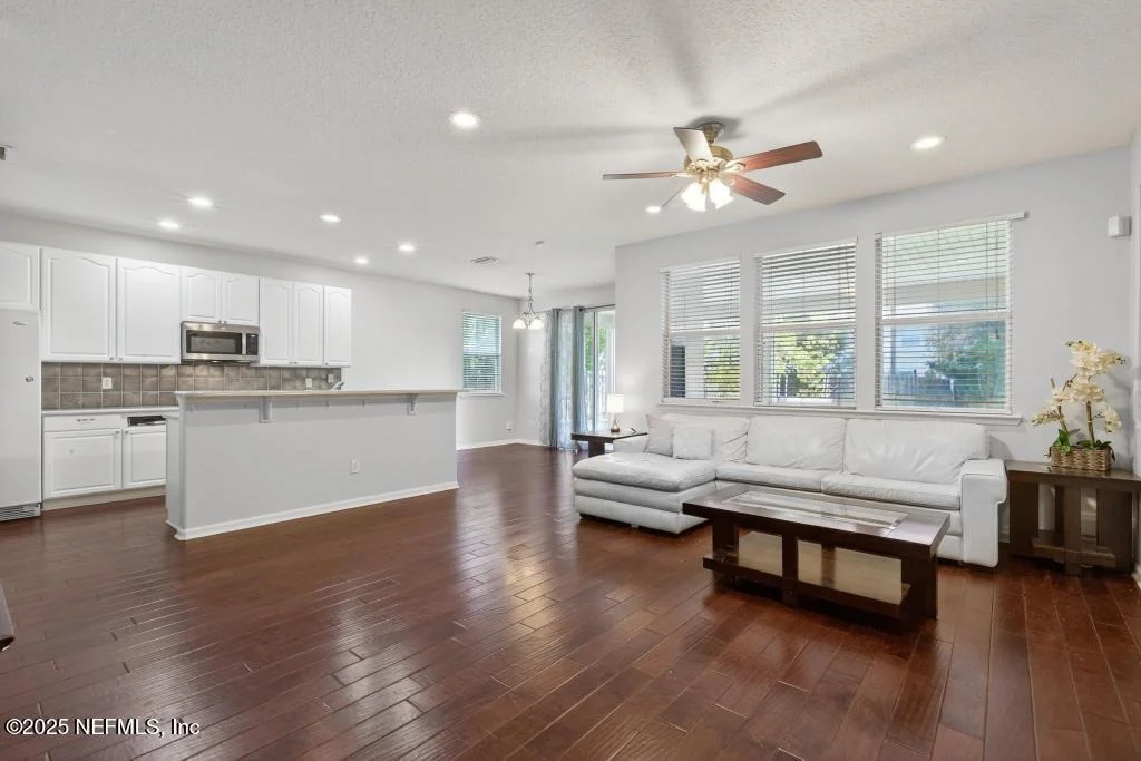 Photo of 313 VAN GOGH Circle