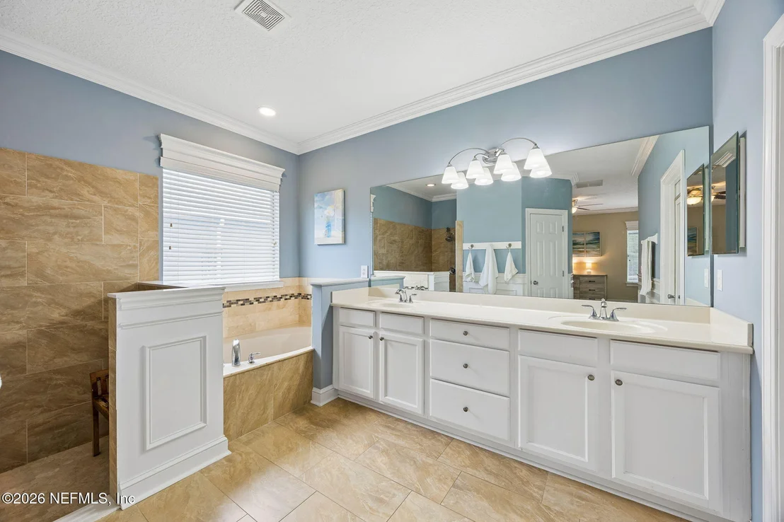 Photo of 1884 CROSS POINTE Way