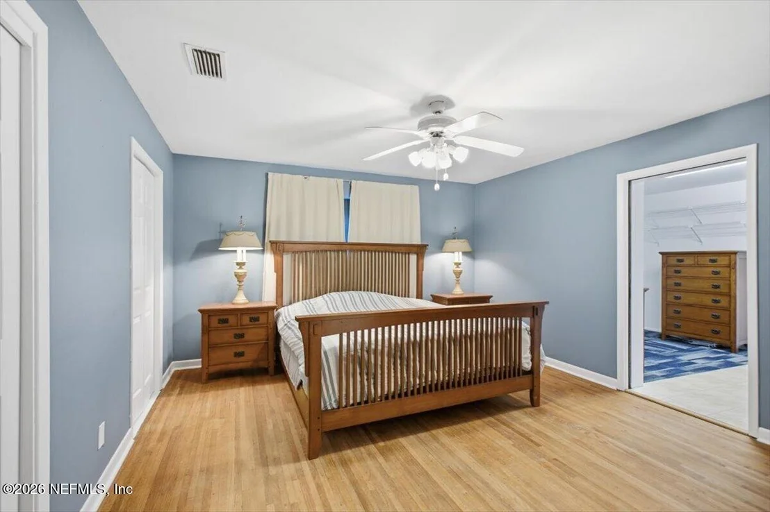 Photo of 1425 OAK HAVEN Road