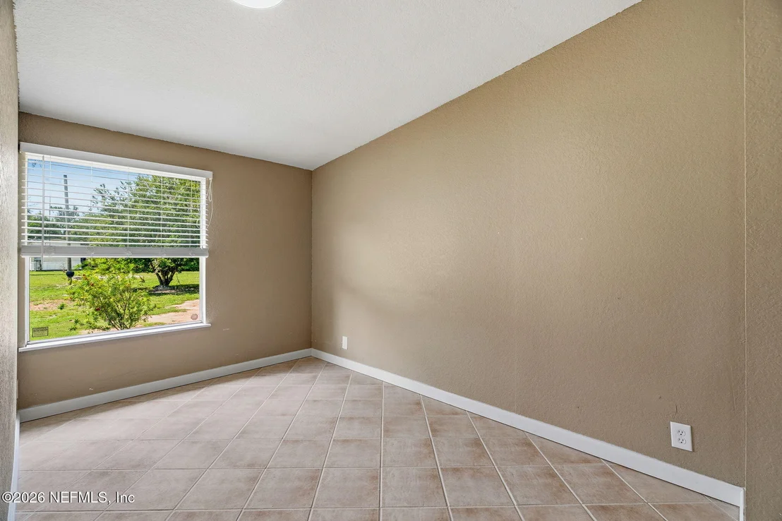 Photo of 2775 LIGHTNING Way
