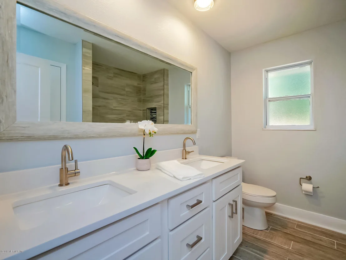 Photo of 1012 CEDAR Street