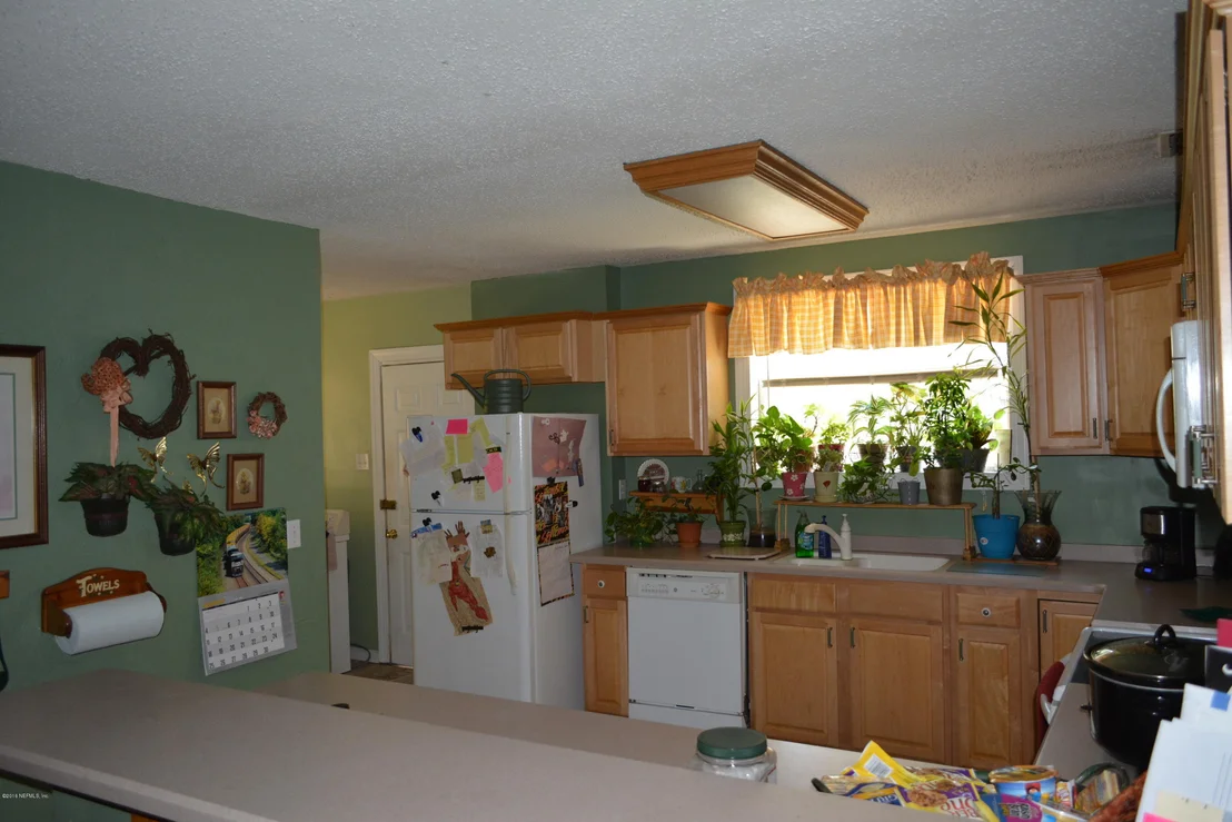 Photo of 428 LOGAN Avenue