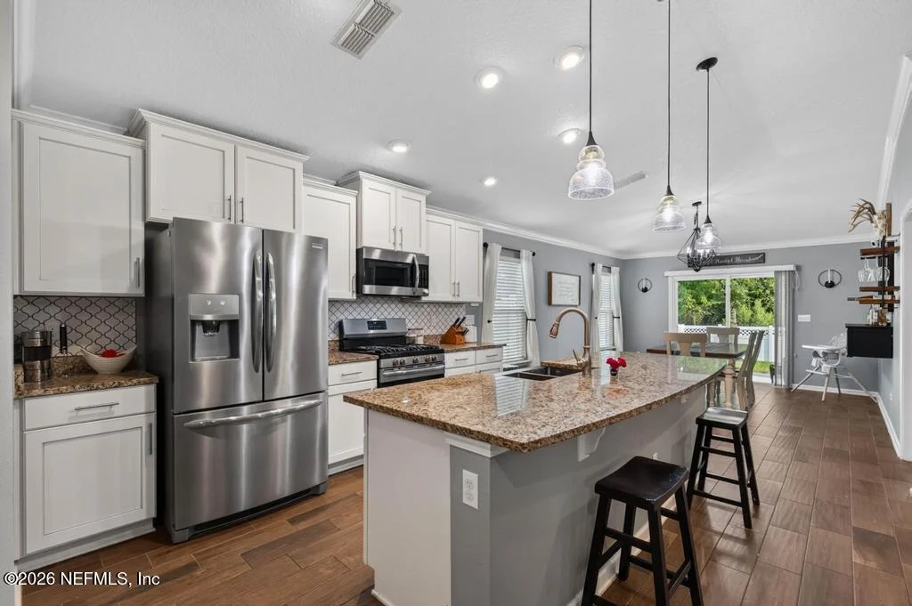 Photo of 717 SHETLAND Drive