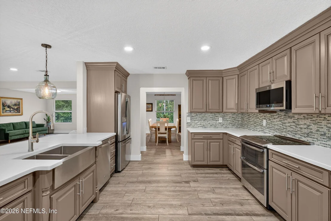 Photo of 4002 SCENIC Drive