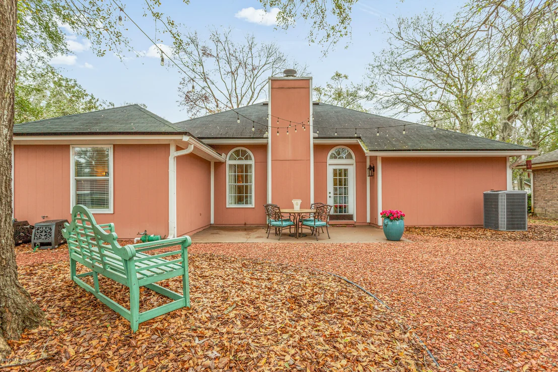 Photo of 9540 BROKEN OAK Boulevard