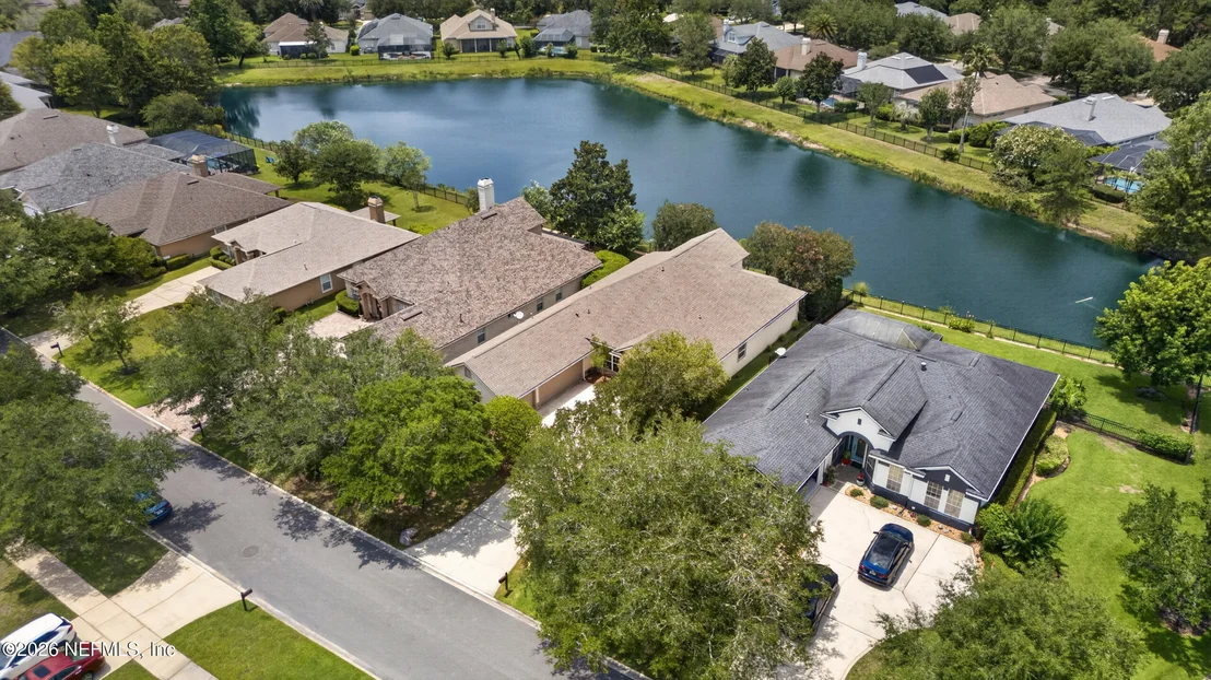 Photo of 1439 BARRINGTON Circle