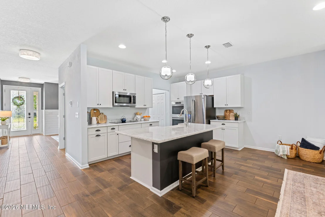 Photo of 189 ONYX Court
