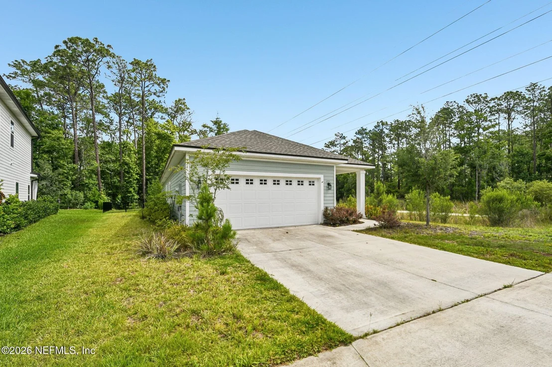 Photo of 184 WINEBERRY Lane