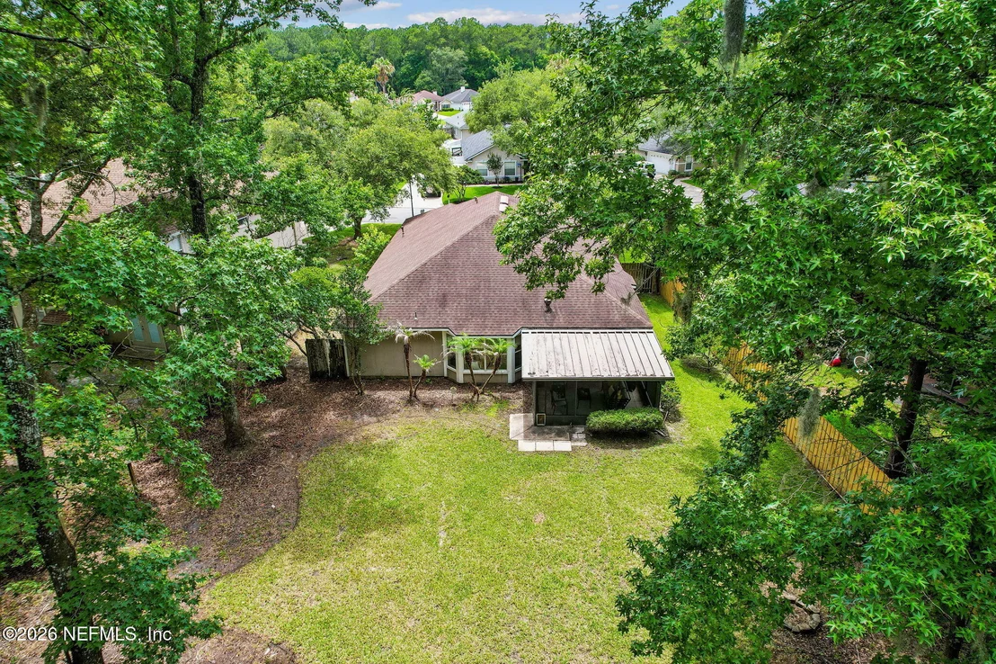 Photo of 556 REDBERRY Lane